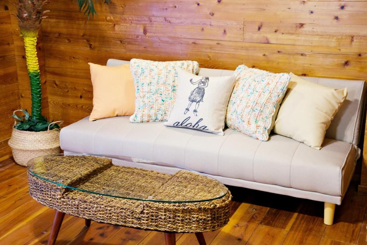 Appartement にらい恩納　杉の木 à Onna Extérieur photo